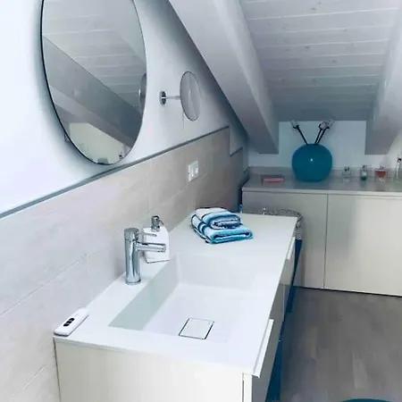 Appartement Casa Al Mare, Moderna Con Piscina E Giardino! *