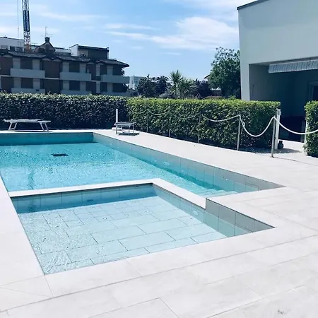 Apartament Casa Al Mare, Moderna Con Piscina E Giardino! Lido di Jesolo