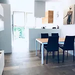 Apartman Casa Al Mare, Moderna Con Piscina E Giardino!