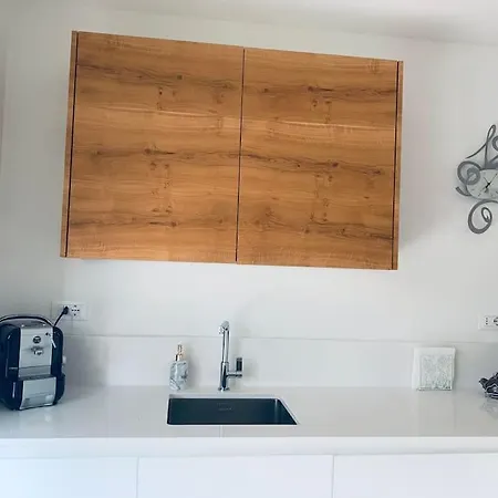 Apartman Casa Al Mare, Moderna Con Piscina E Giardino! *