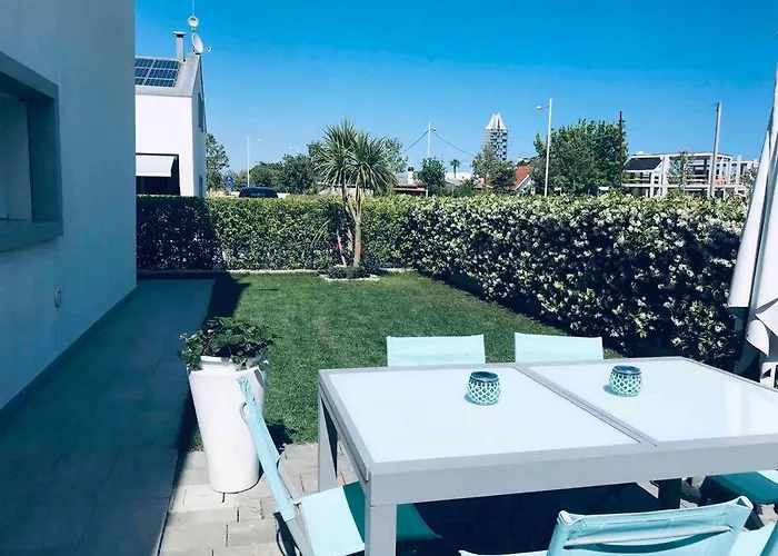 Apartament Casa Al Mare, Moderna Con Piscina E Giardino!