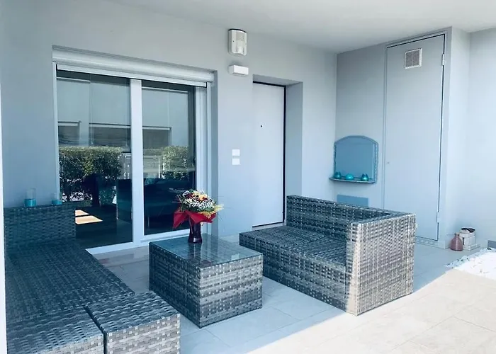 Casa Al Mare, Moderna Con Piscina E Giardino! Apartament