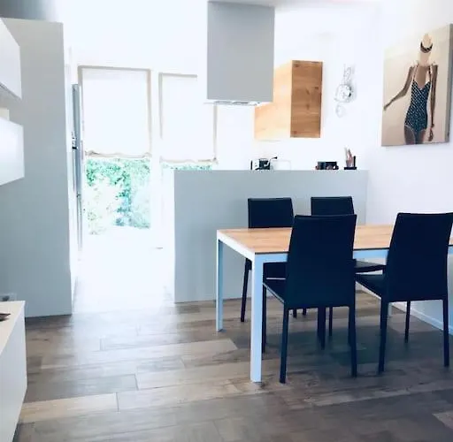 Apartament Casa Al Mare, Moderna Con Piscina E Giardino!