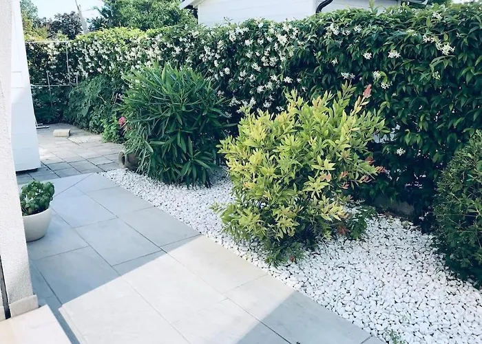 Apartament Casa Al Mare, Moderna Con Piscina E Giardino! Lido di Jesolo